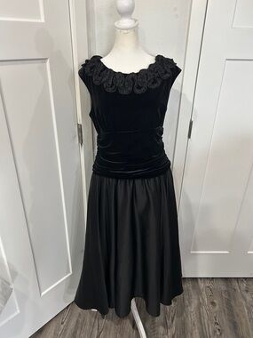 Elegant Black Velvet & Satin Dress with Floral Neckline